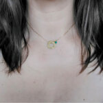 Collier Femme Plaqué Or et Turquoise MURAT porté
