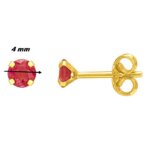 Boucles d’oreilles clous 4 mm Femme Or jaune 750/1000 et Rubis ROBBEZ MASSON