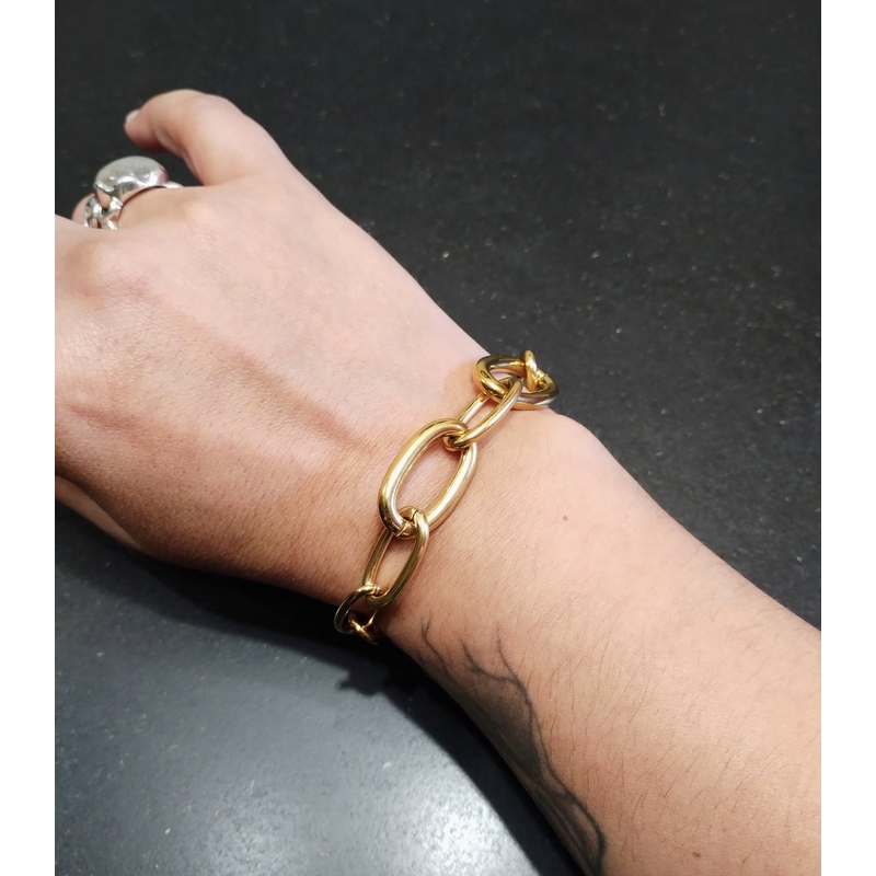 Bracelet chaîne Femme Acier inoxydable doré ROBBEZ MASSON porté