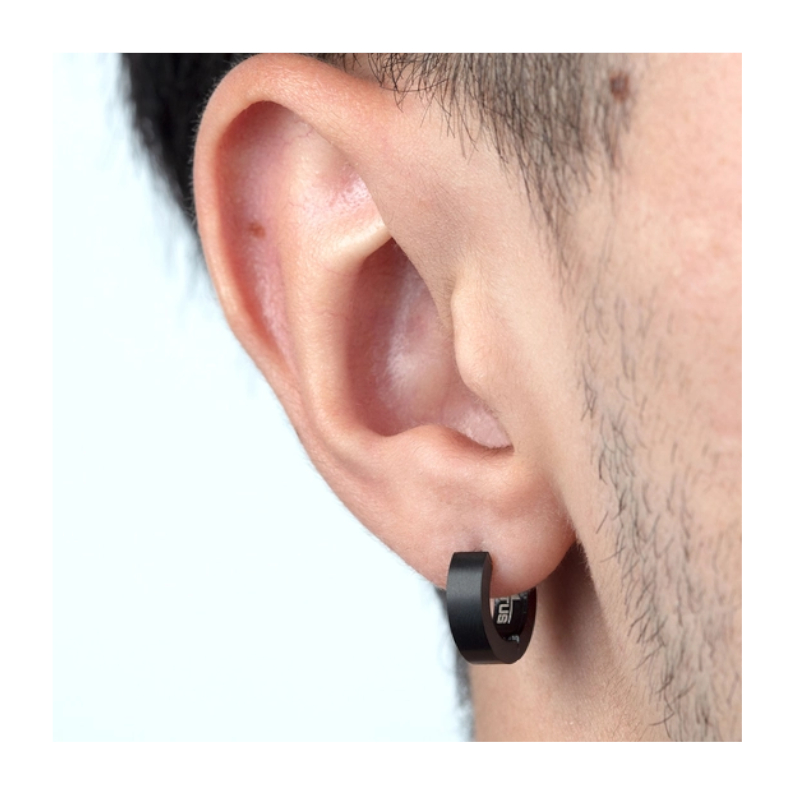 Boucles d’oreilles créoles Homme Acier inoxydable noir LOTUS LS2160-4/5 portées