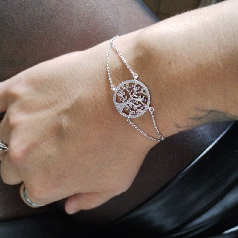 bracelet-arbre-de-vie-femme-argent-925-et-oxydes-LOTUS-LP1896-2-1-porté Bracelet Femme Arbre de vie Argent 925/1000 et Oxydes de zirconium LOTUS LP1896-2/1 porté