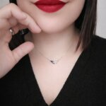 Collier entrelacé Femme Argent 925/1000 et Oxyde de zirconium ROBBEZ MASSON porté