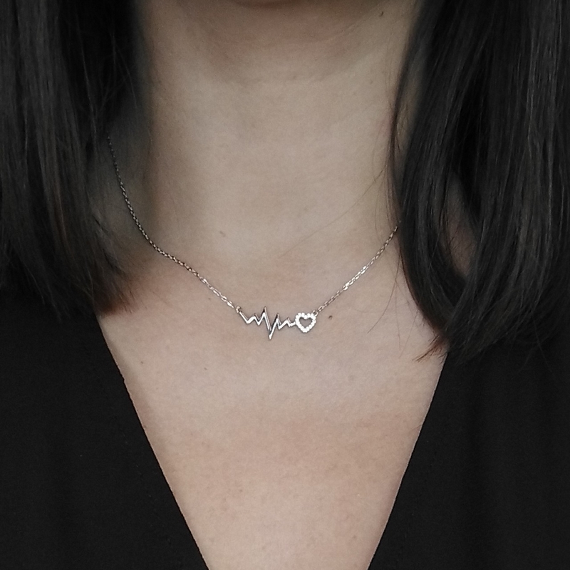 Collier Femme Cœur Argent 925/1000 et Oxydes de zirconium LOTUS LP3041-1/1 porté