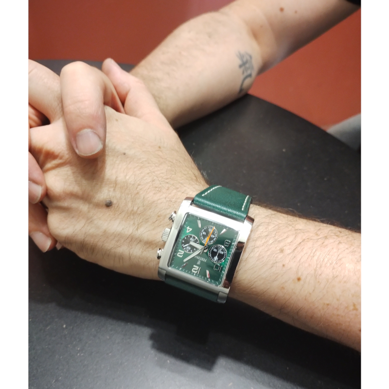 Montre » On the Square » Homme Acier inoxydable et Cuir vert FESTINA F20653/2 portée
