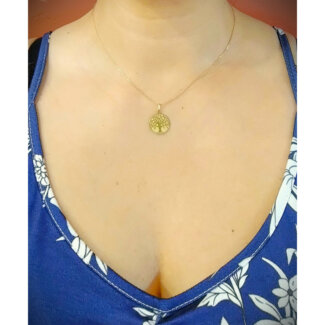 Pendentif Femme Arbre de vie Or jaune 750/1000 ROBBEZ MASSON, porté