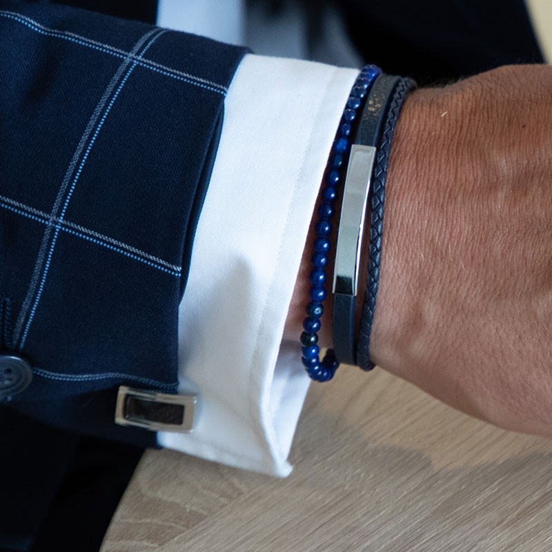 Bracelet Acier, cuir et lapis Lazuli ROCHET HB6612 Homme porté.