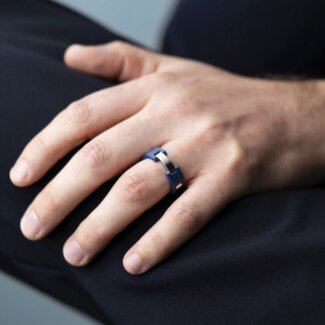 Bague CAP CAMARAT HERBELIN RCC8CBAB Acier, Céramique bleue portée