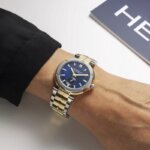 Montre Femme NEWPORT HERBELIN, Acier 18289BT1N35 portée