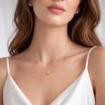Collier Argent et Oxyde Femme ROBBEZ MASSON porté