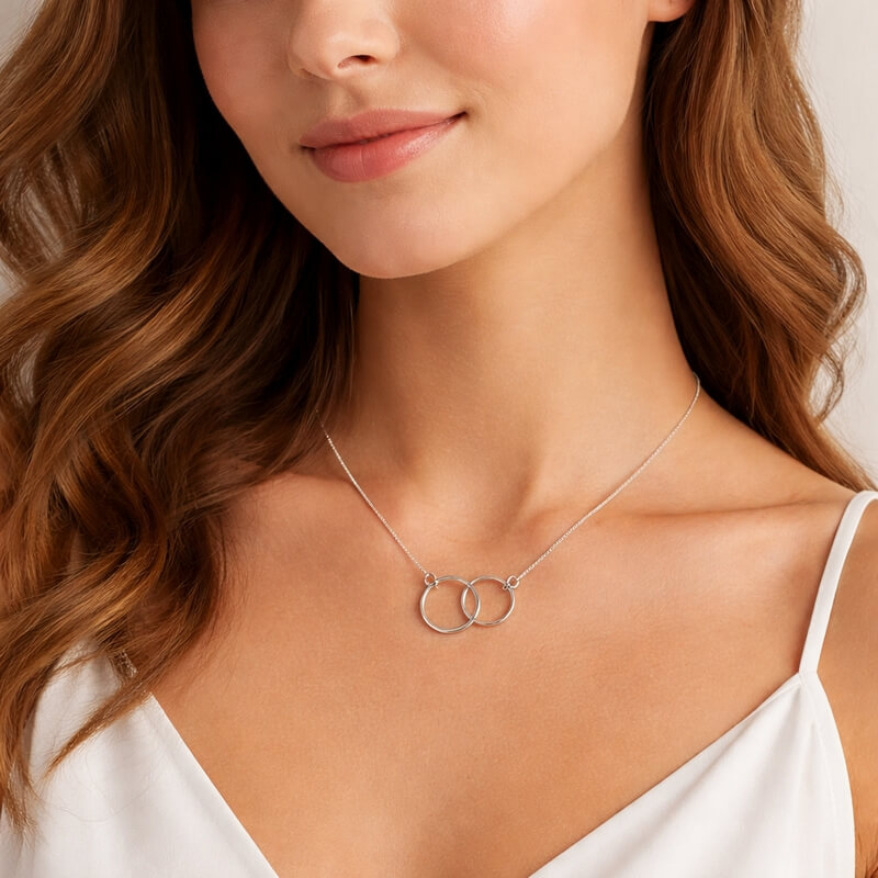 Collier Femme double cercle Argent porté