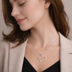 Collier Femme Cœur pendant Argent porté
