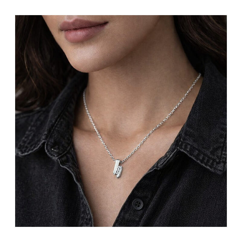 Collier Femme Argent 3 Oxydes moderne porté
