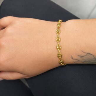 Bracelet Or jaune grain de café ROBBEZ MASSON, porté