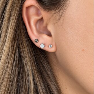 Boucles d'oreilles Femme Or blanc et Diamants HAMPTONS by THOMAS JAVON portées