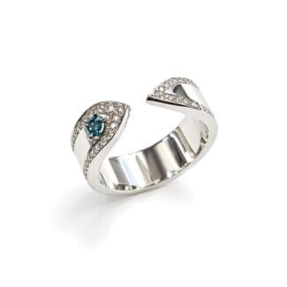 Bague Or blanc Diamants et 1 Diamant bleu THOMAS JAVON