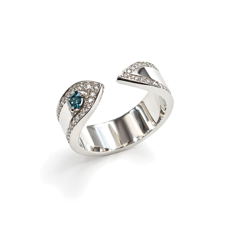 Bague Or blanc Diamants et 1 Diamant bleu THOMAS JAVON