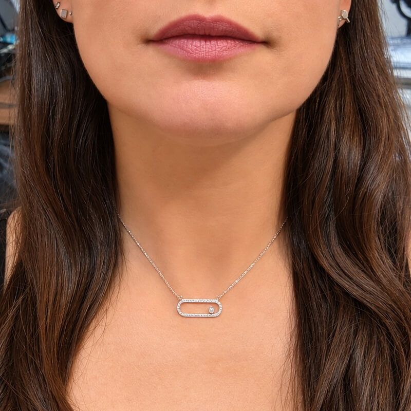 Collier Or blanc et Diamants HAMPTONS by Thomas JAVON, porté